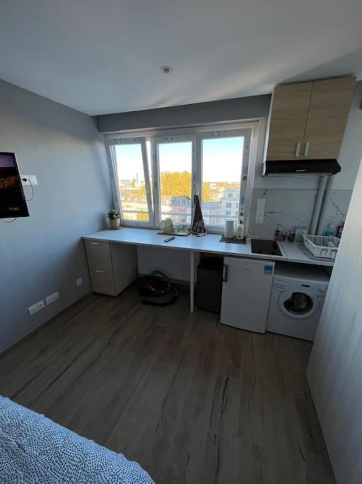 Super Studio En Face De La Gare De Mulhouse Apartment Екстериор снимка